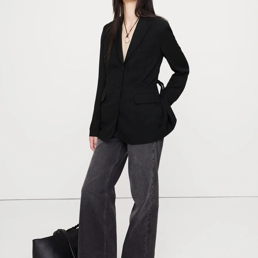 Banana Republic (BR) Boyfriend Drapey Twill Belted Blazer - Medium NWT - Picture 1 of 11
